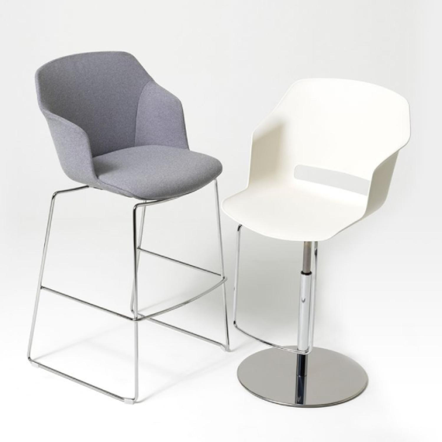 Clop stool front new.jpg_1